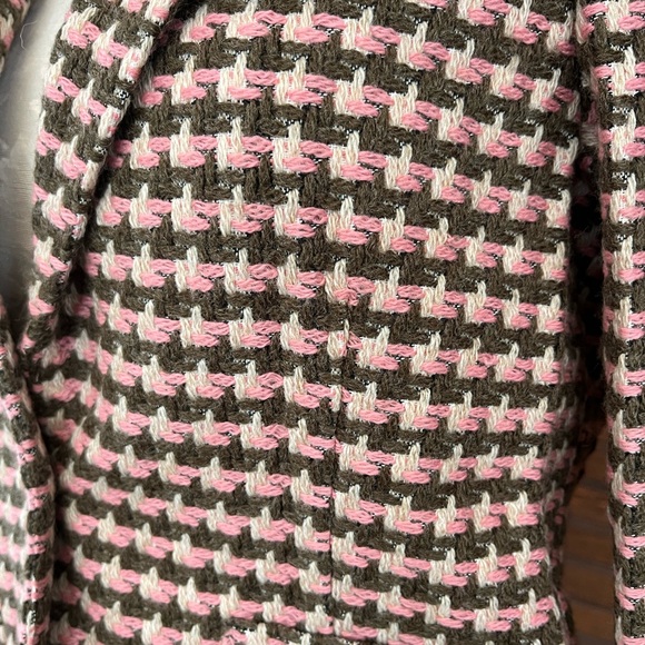 Boutique Houndstooth Blazer and Skirt Set - Picture 2 of 9